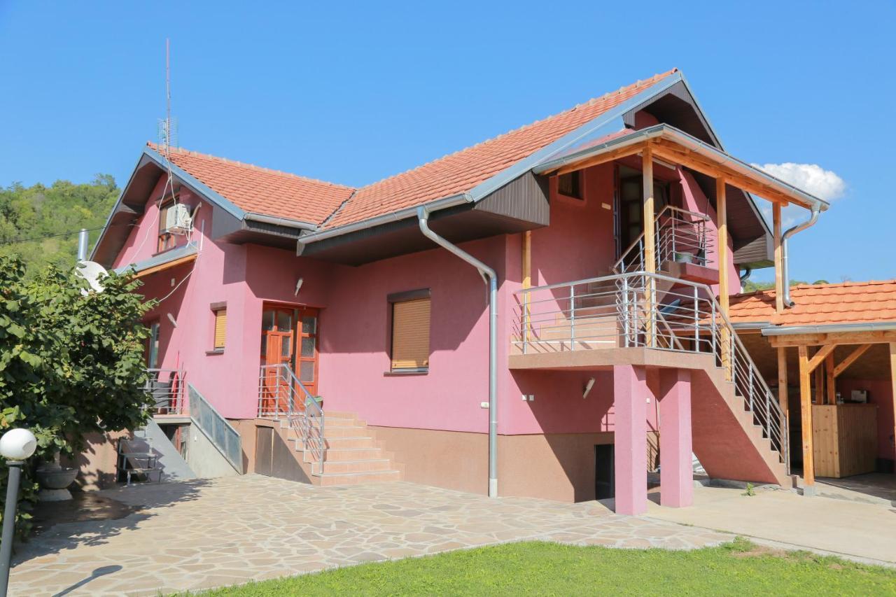 Vila Viktori Пирот Экстерьер фото