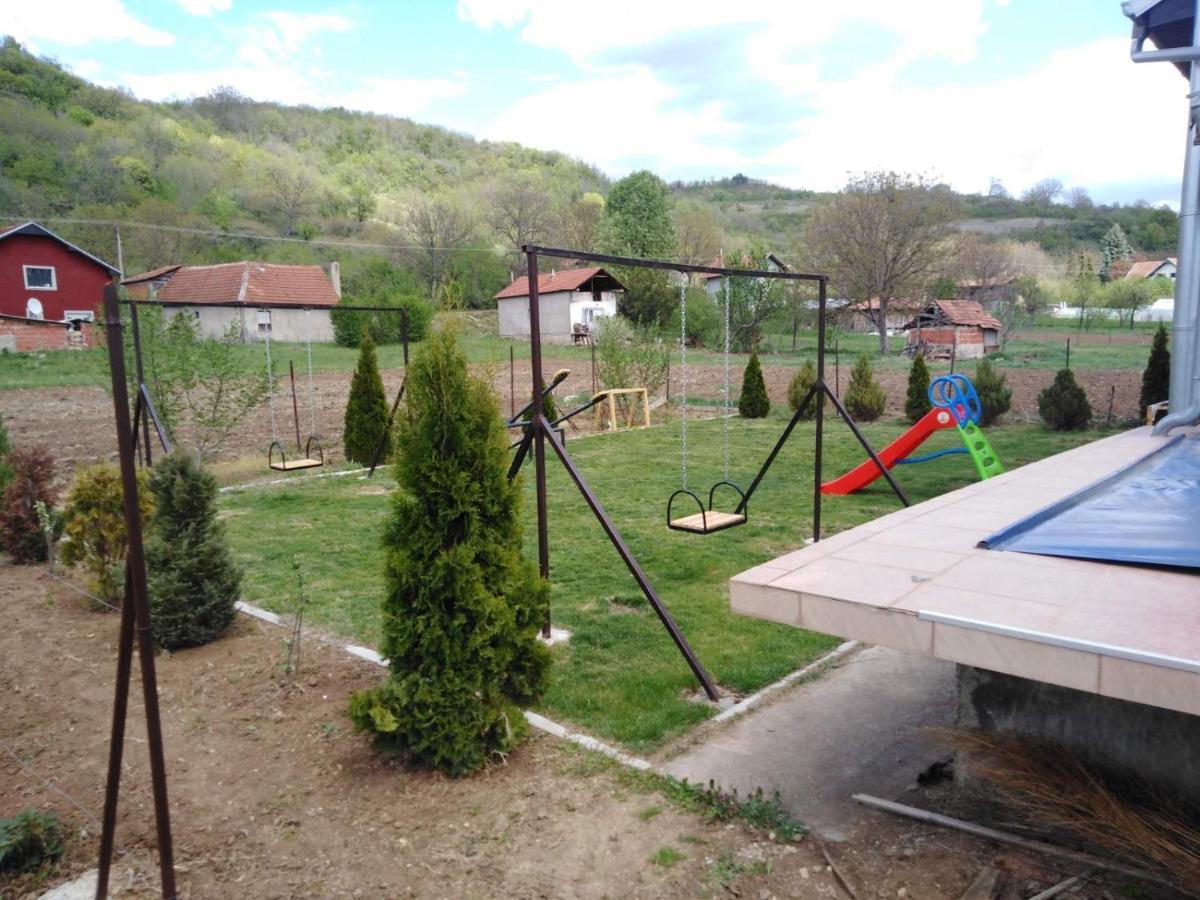 Vila Viktori Пирот Экстерьер фото