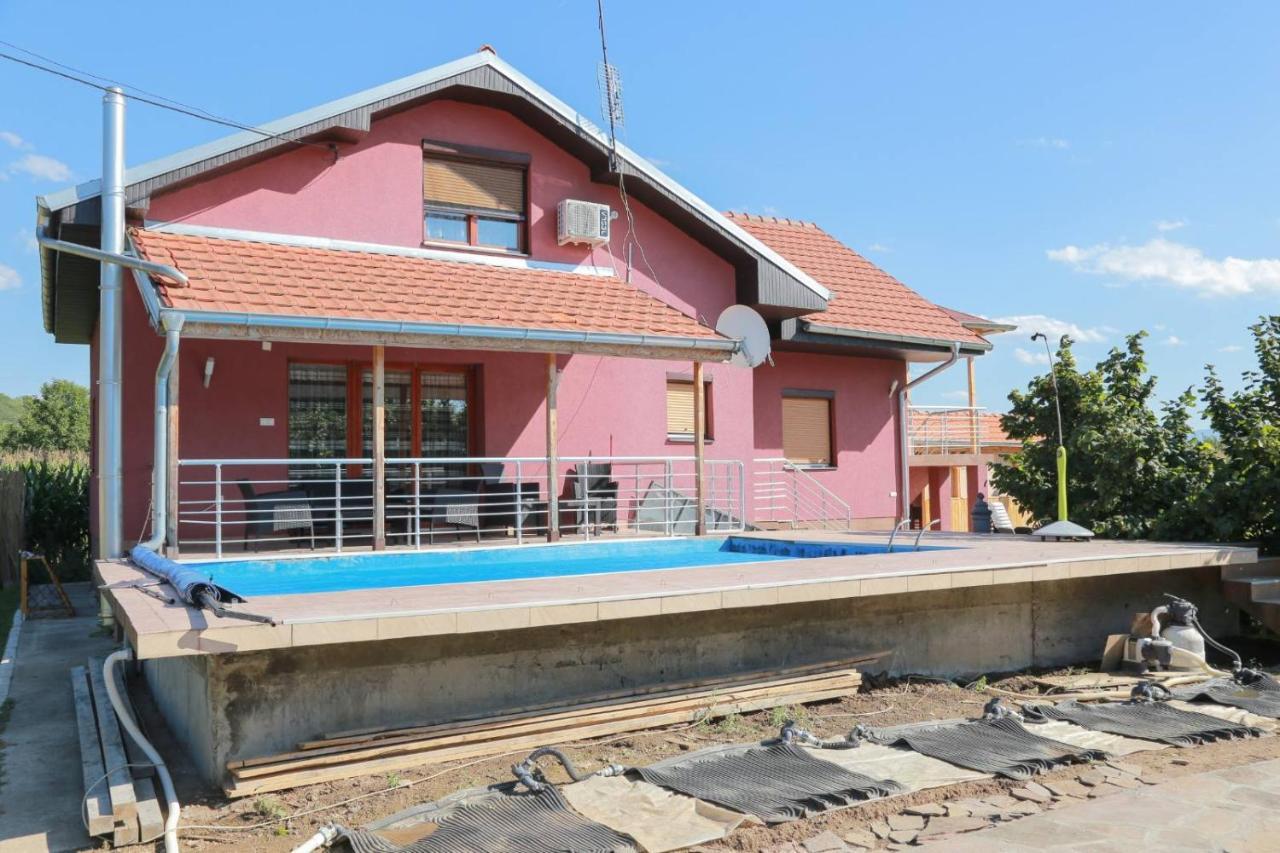 Vila Viktori Пирот Экстерьер фото
